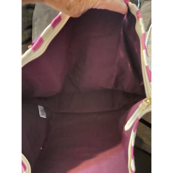 NWT PINK Tote Bag Pink and Purple Great for Travel - Picture 6 of 7